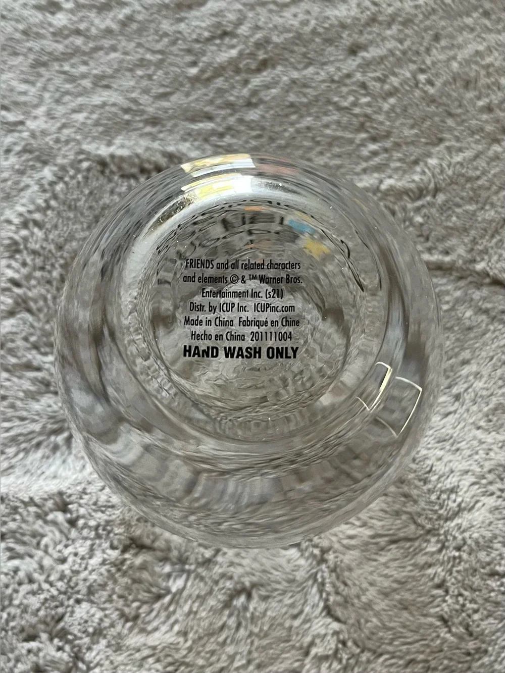 NWOT Friends Stemless Wine Glass 20oz